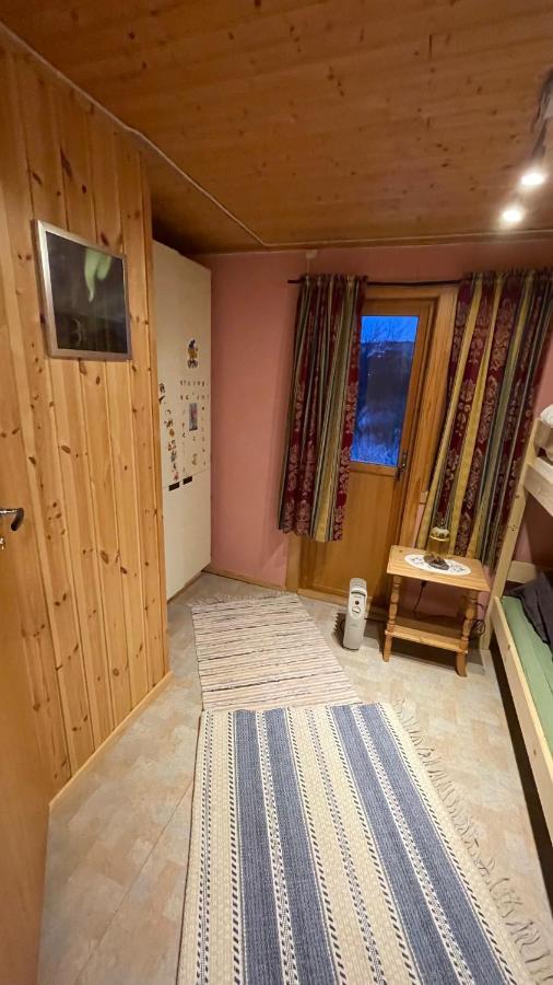 Koselig Hus I Sentrum Av Olderfjord Russenes Exterior foto